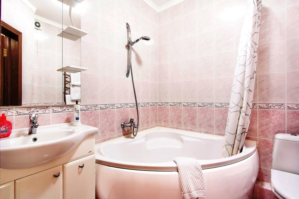 Apartment In Complex Korona On Knyazhyi Zaton 21 เคียฟ ห้อง รูปภาพ